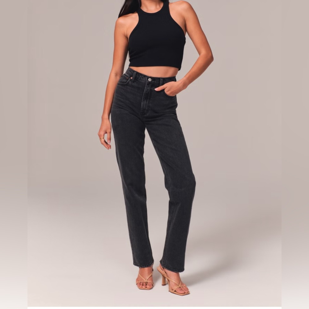 Abercrombie & Fitch, 90s straight ultra high rise. Black